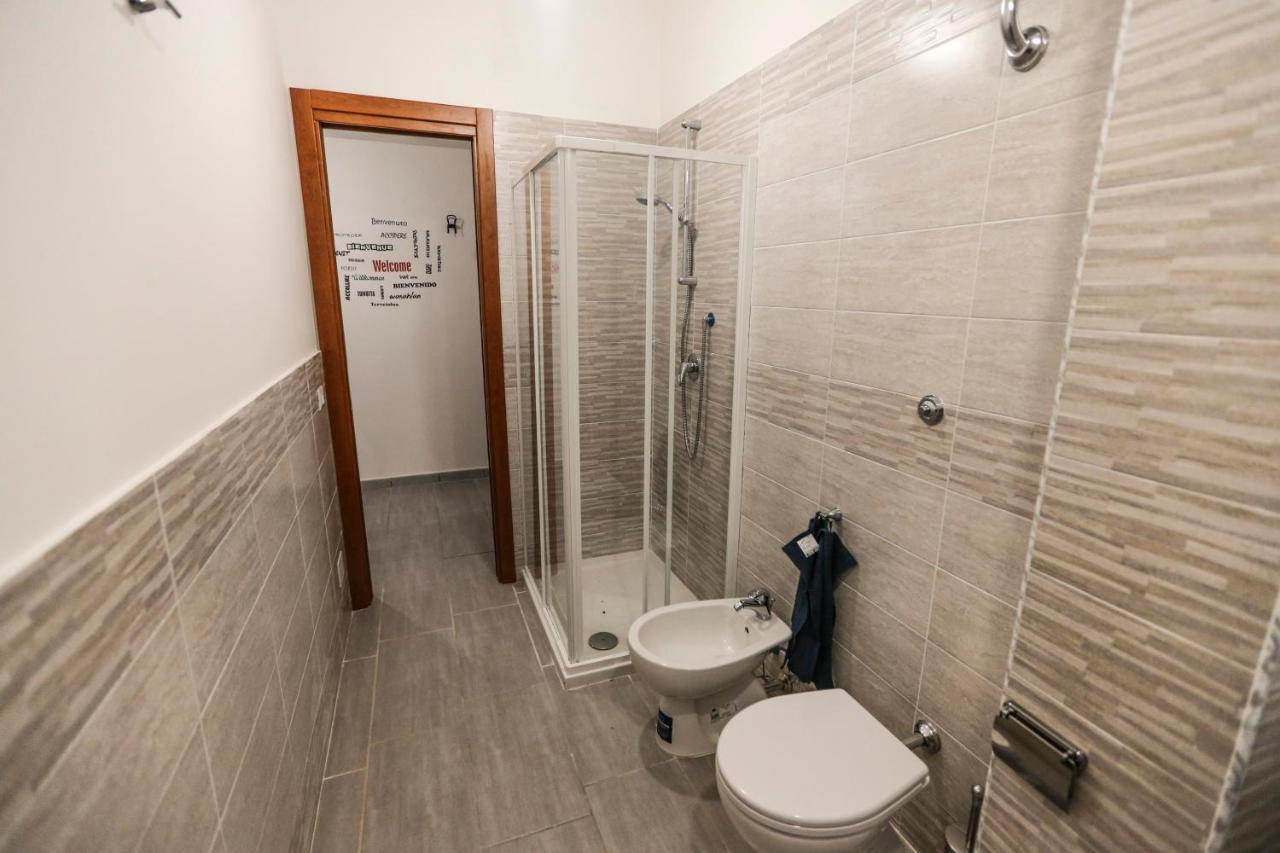 Habitat: Luxury Home Napoli Centro ภายนอก รูปภาพ
